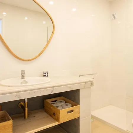 Apartamento Palmeira Gale - D3b - Sea View - Free Wifi - By Bedzy Apartmán *